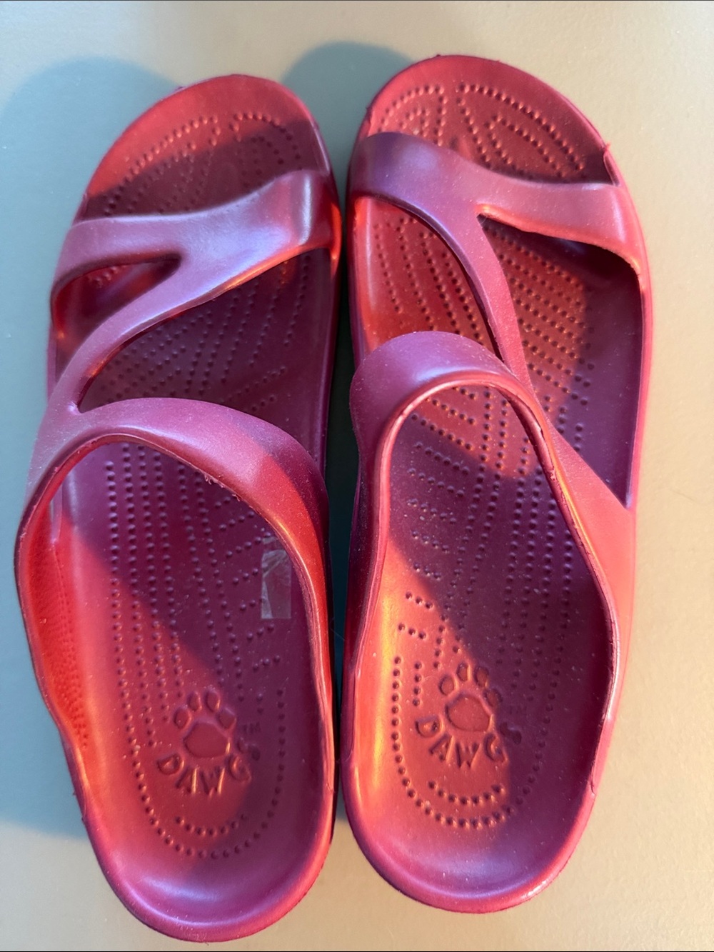 Dawgs Women's Shiny Maroon Slip-On Sandals